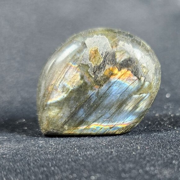 Labradorite - Picture 2 of 5